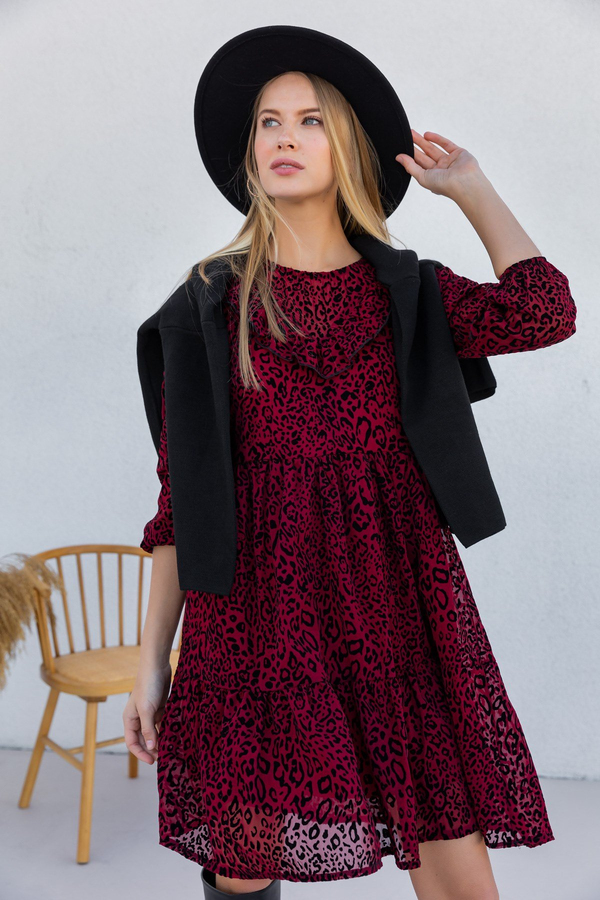 Yaka Detaylı Leopar Elbise - BORDO