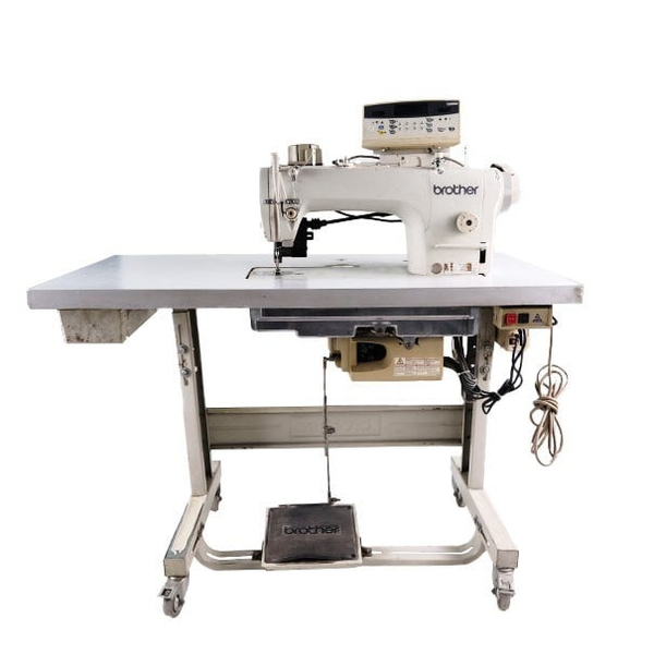 2.El Brother Elektronik Düz Dikiş Makinesi Çektirmeli 7200A galeri görseli 2