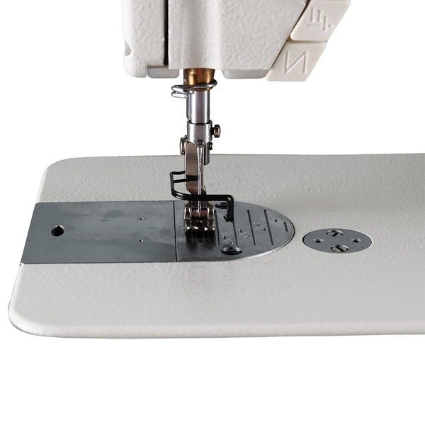 Brother S-6280A-815 iğne ve baskı ayağı yakın planı