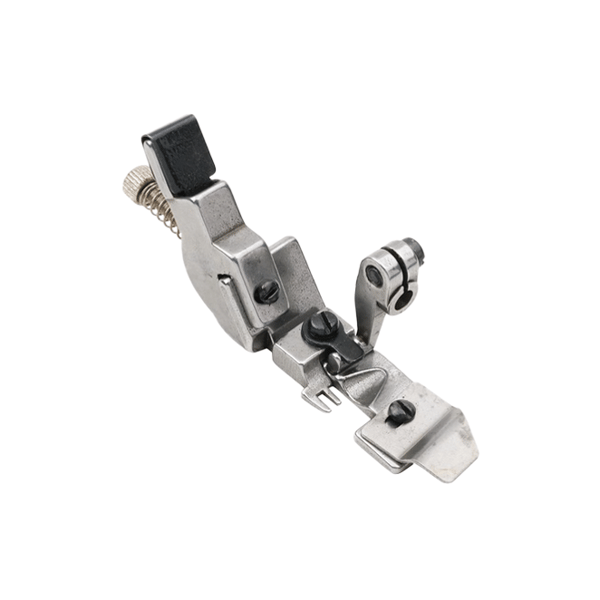 Overlok 4 İplik 4.8mm Ayarlı Lastik Ayak Sanayi Tipi Overlok Ayağı | Y11.06499 | Sanayi tipi Overlok Makinelerinde Kullanılır. ürün görseli 1