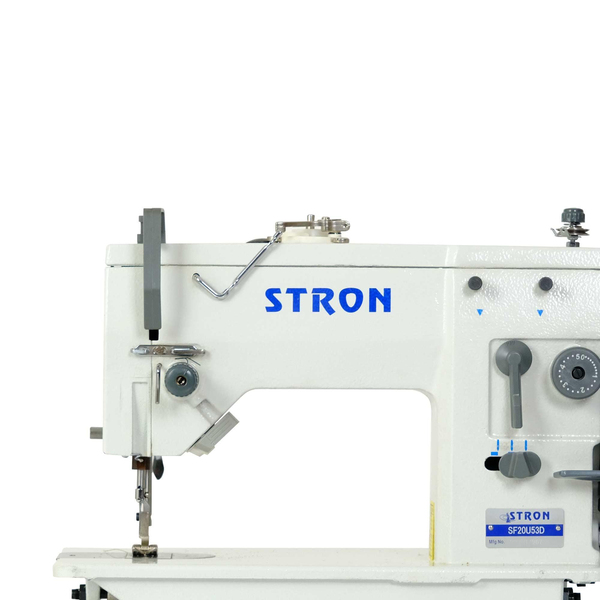 FDM Stron SF-20U-53D Zikzak Makinesi 9 mm | Direct Drive | Mekanik | Kafadan Motorlu | Atlar Zikzak İğne bölgesi, gövde ve marka alanı yakın görünüm.
