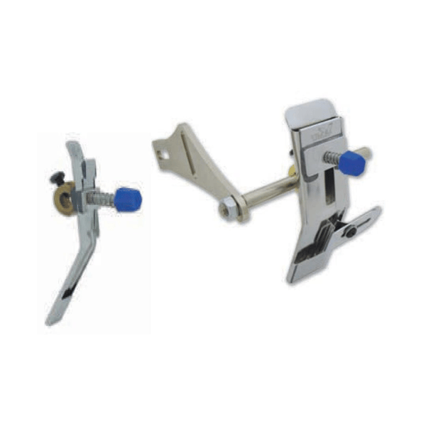 FDM | Uma-81B | Lastik Aparatı | Tansiyonlu Üstten Gelen | 12mm | Sabit | Sanayi Tipi Overlok Reçme Ve Zigzak Makinelerinde Kullanılır | İç Giyim Ve Mayo Dikimde Uygulanır ana hero görseli
