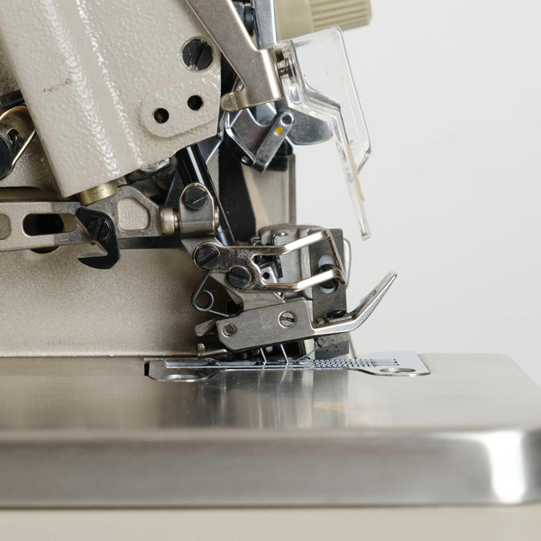 FDM Yuki Yk-3216-03 5 İplik Overlok Makinesi ürün görseli 10