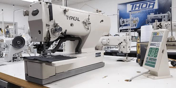 Typical GT-1790S D.Drive Elektronik Kilit Dikiş İlik Makinesi - Tabla veya ayak görseli