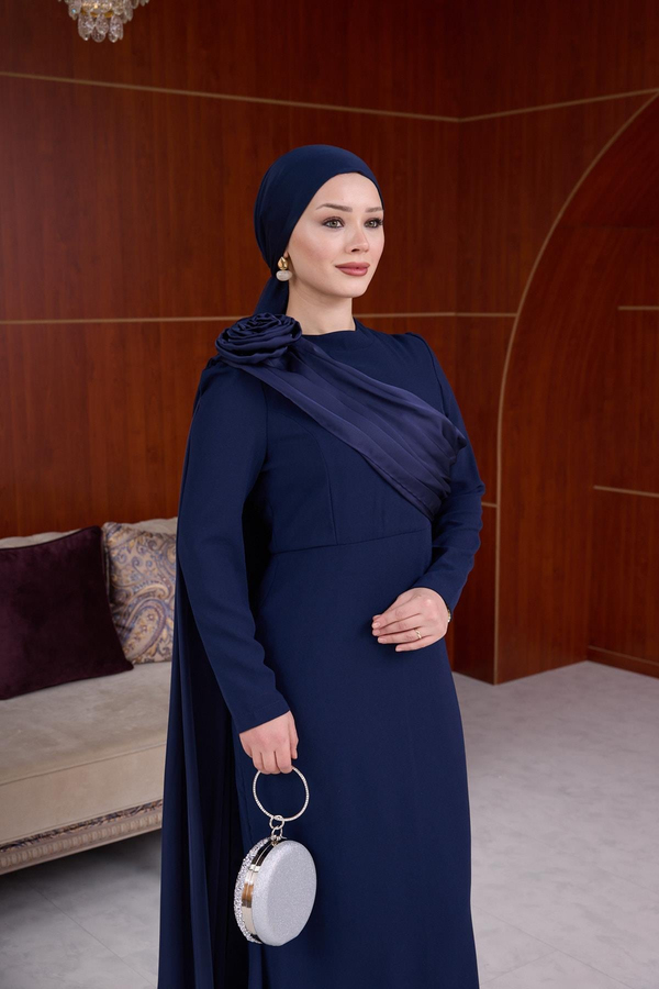 Nihan Omuzu Saten Gül Detaylı Abiye - Lacivert