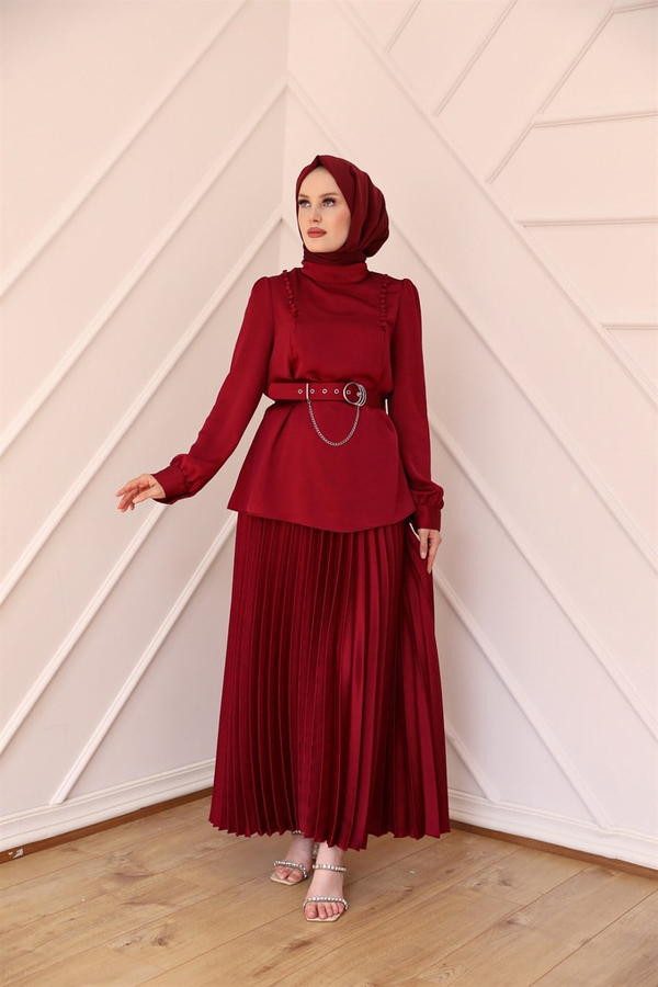Belt Chain Detailed Suit - Claret Red