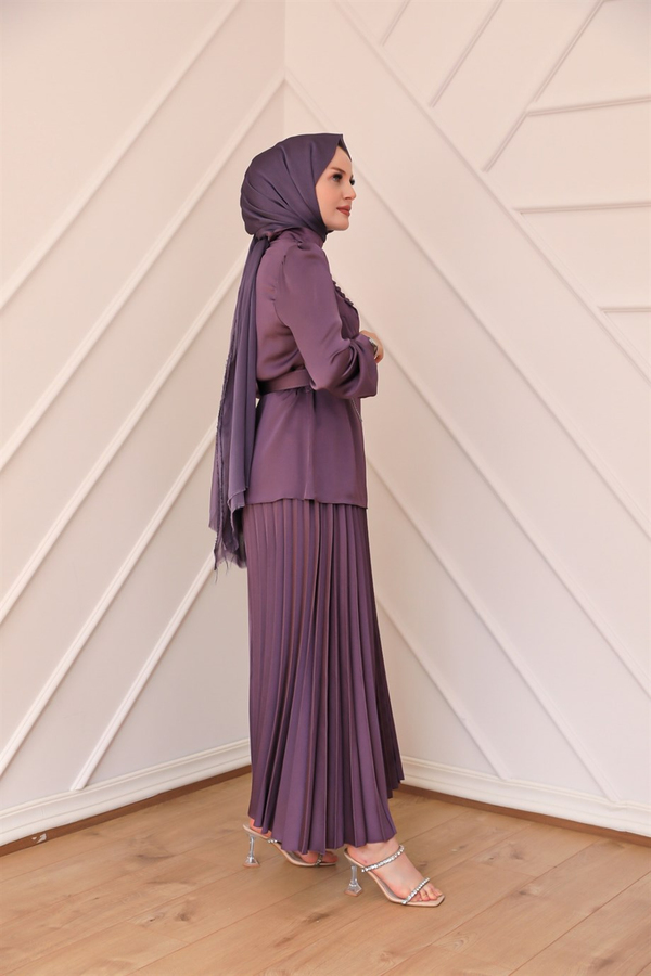 Belt Chain Detailed Suit - Purple
