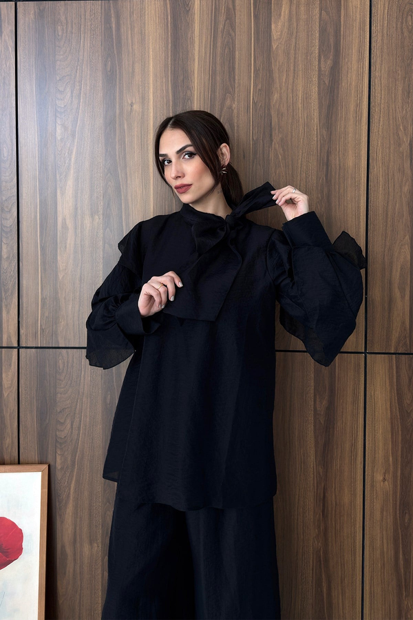 Rosa Bağlama Detaylı Takım Siyah