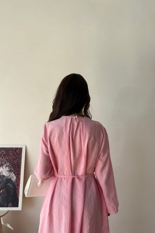 Alisa İnci Detaylı Elbise Pembe