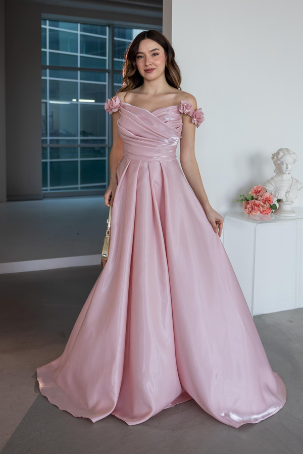 Omuz Gül Detaylı Saten Abiye - PEMBE