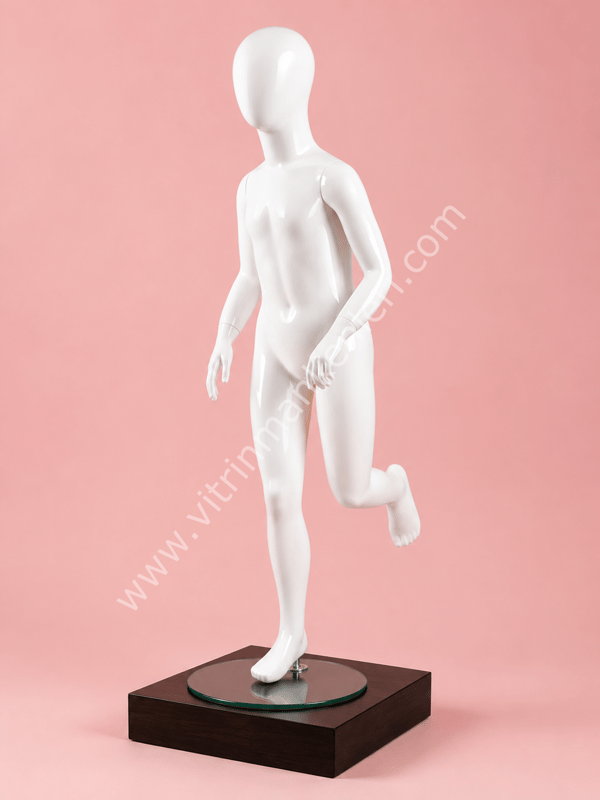 ÇOCUK VİTRİN BOY MANKEN