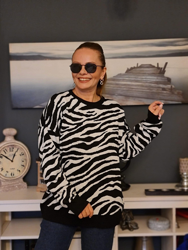 FELİX11277 Zebra Desen Siyah Triko Kazak