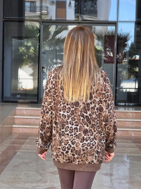 FELİX14395 Bisiklet Yaka Rahat Kalıp Kahverengi Leopar Desenli Yumoş Bluz