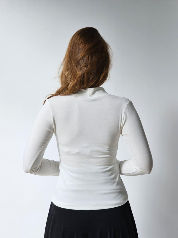 FELİX14772 V Yaka Uzun Kol Krem Body 