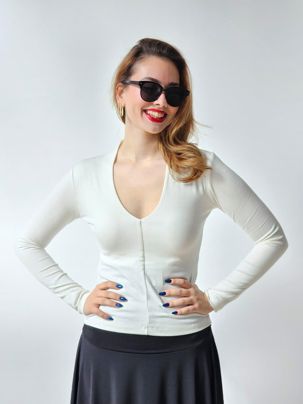 FELİX14772 V Yaka Uzun Kol Krem Body 