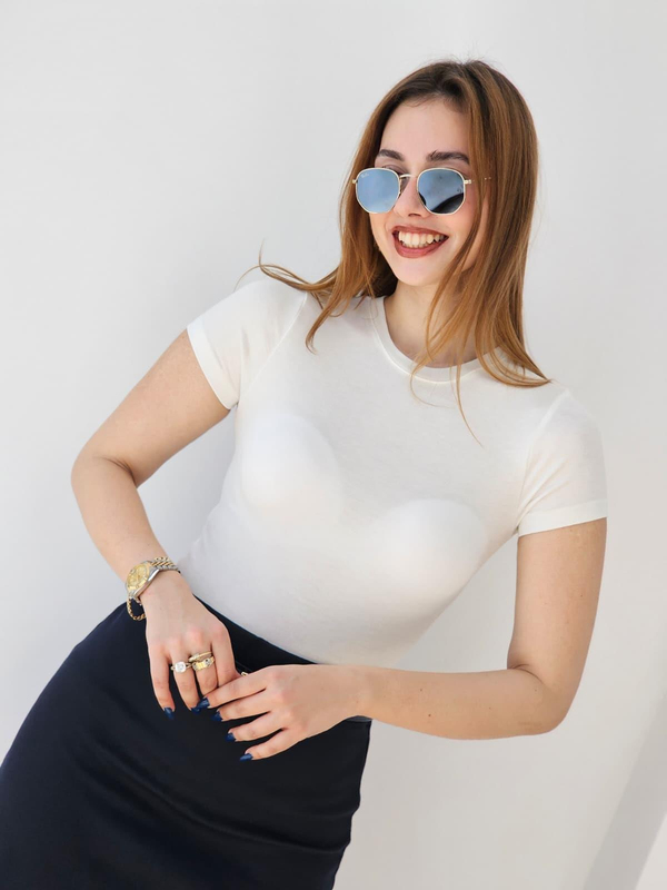FELİX14786 Yuvarlak Yaka Kısa Kol Krem Body