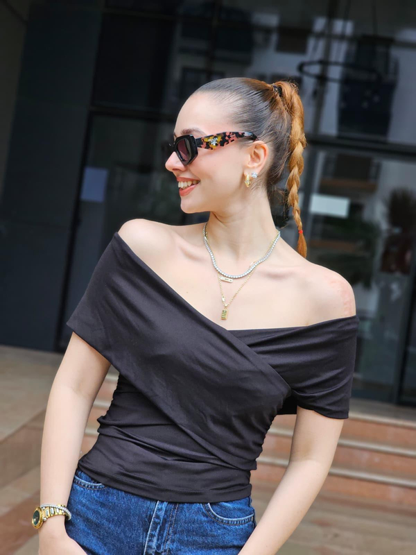 FELİX14931 Kruvaze Yaka Siyah Body Bluz
