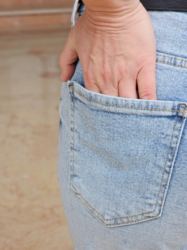 FELİX14942 Kesik Paça Boy Fit Kar Yıkma Mavi Jean Pantolon