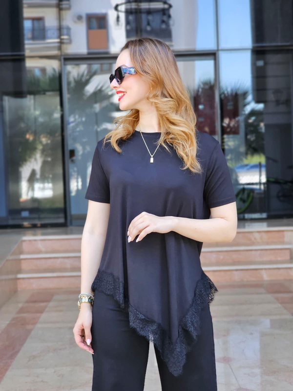 FELİX15043 Etek Ucu Dantelli Siyah Asimetrik Bluz