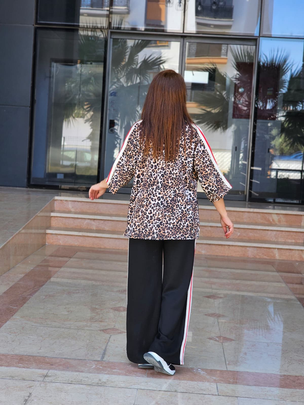FELİX15563 Leopar Desenli Yakası Fermauarlı Şerit Detaylı Modal Takım