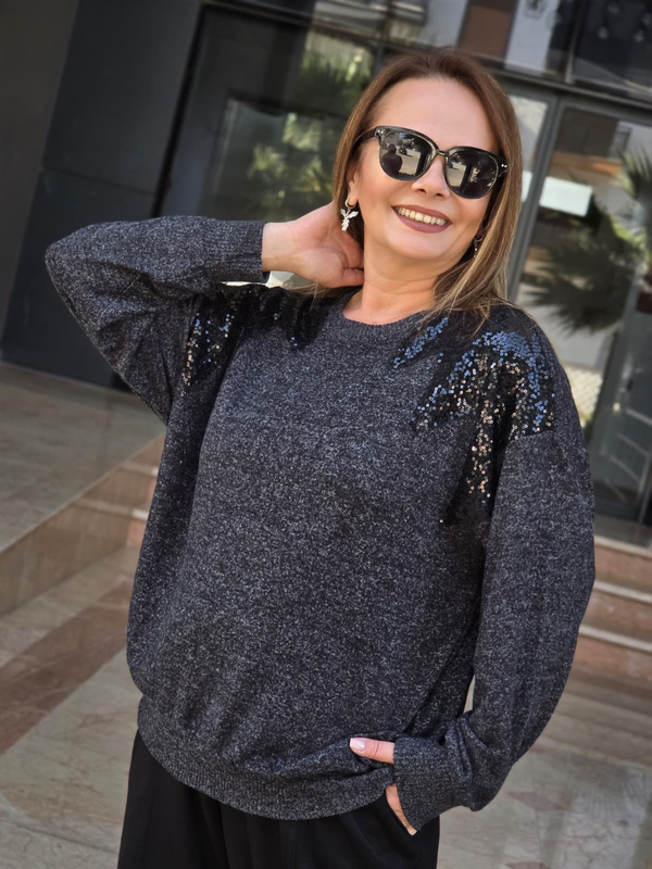 FELİX15649 Omuz Payetli Büyük Beden Siyah Gri Melanjlı Bluz