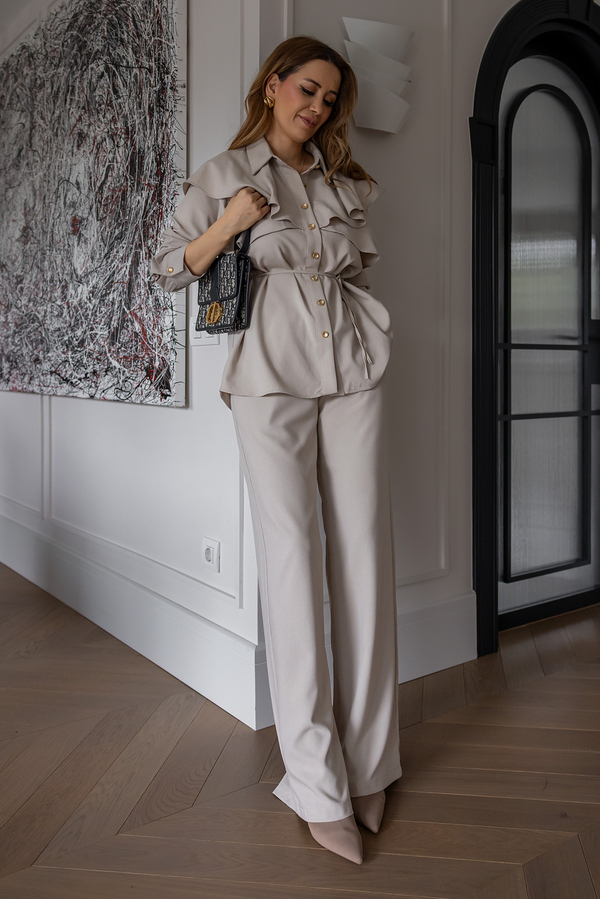 Gold Düğmeli Pelerin Detay Takım - BEJ