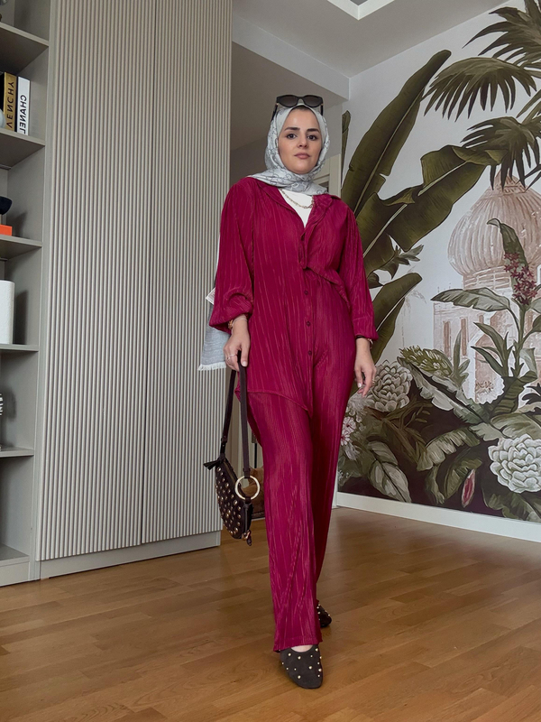 Pileli Saten Gömlekli Takım Fuşya