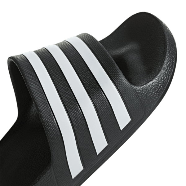 ADILETTE AQUA
