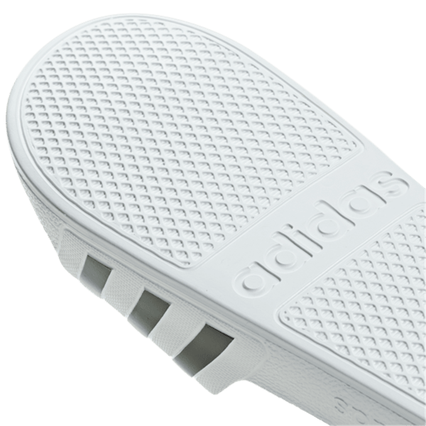 ADILETTE AQUA