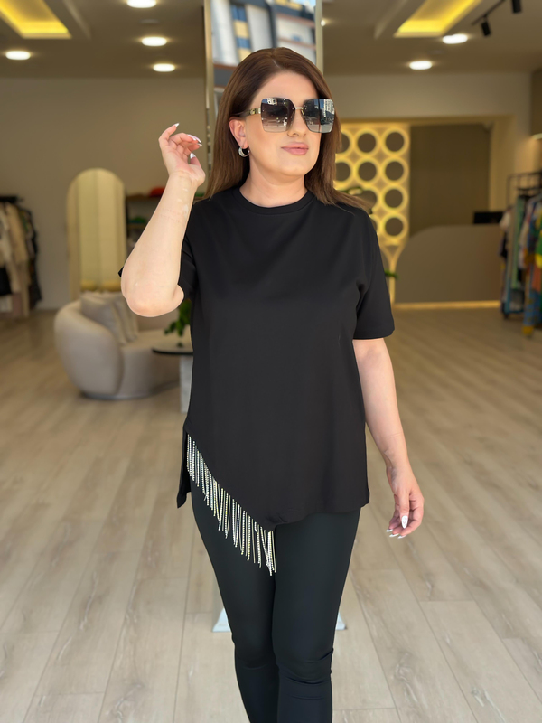 Eteği Taşlı Asimetrik Tshirt SİYAH-23YUST000274