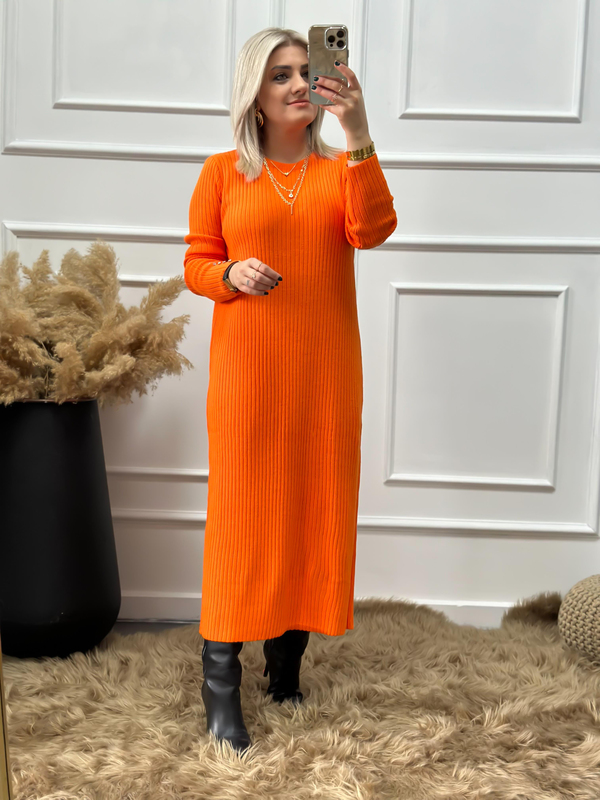 Kolları Taş Detaylı Uzun Triko Elbise ORANGE-23KELB000007