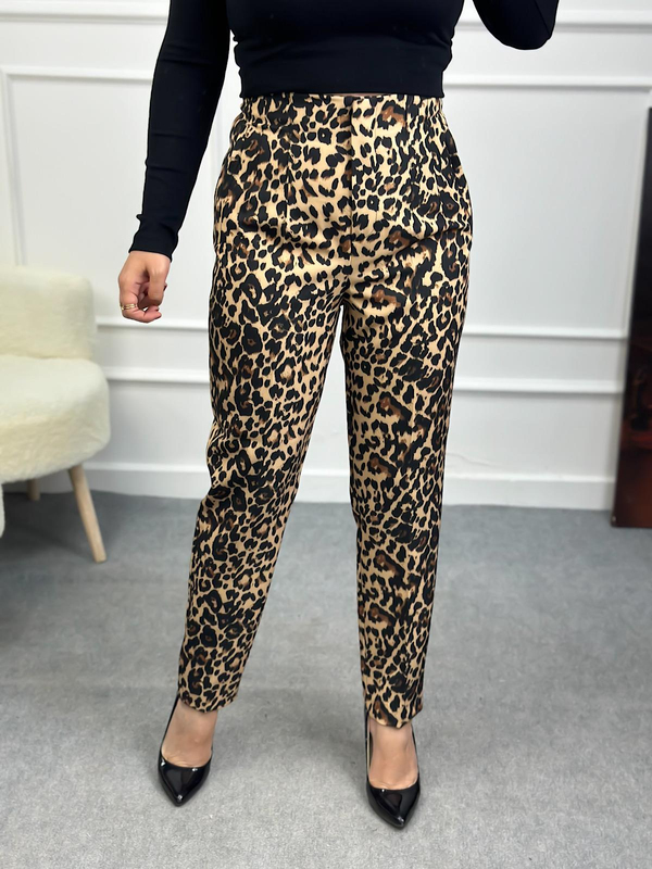 Önü Flotalı Leopar Desen Kumaş Pantolon SİYAH-23MeALT00072