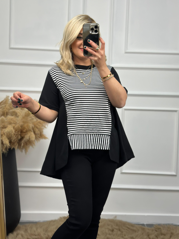 Önü Yırtmaçlı Poplin Detay Çizgili Tshirt SİYAH-23YUST000003