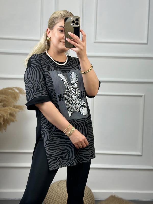 Renkli Tavşanlı Tshirt SİYAH-23YUST000059