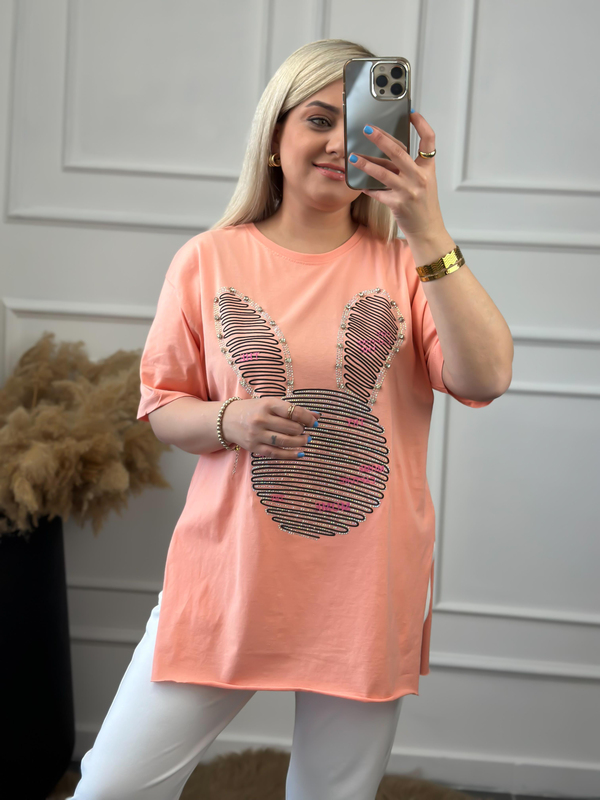 Tavşan Figürlü Taş İşleme Yanları Yırtmaçlı Tshirt SOMON-23YUST000015