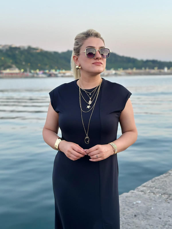 Vatkalı Düşük Omuz Önü Yırtmaçlı Modal Kumaş Elbise SİYAH-23YELB000100