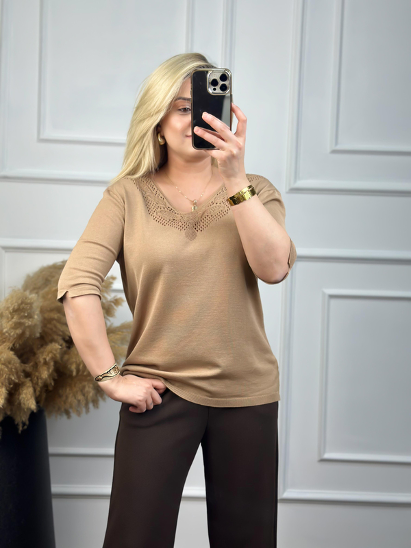 Yaka Detaylı Kısa  Kol Bluz CAMEL-23YUST000040