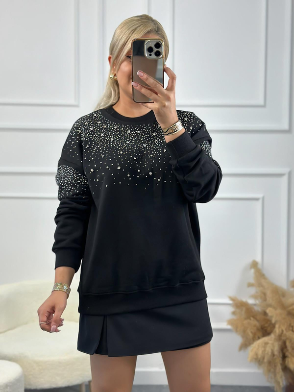 Yaka Kısmı Taş Detaylı Sweatshirt SİYAH-23KUST000074