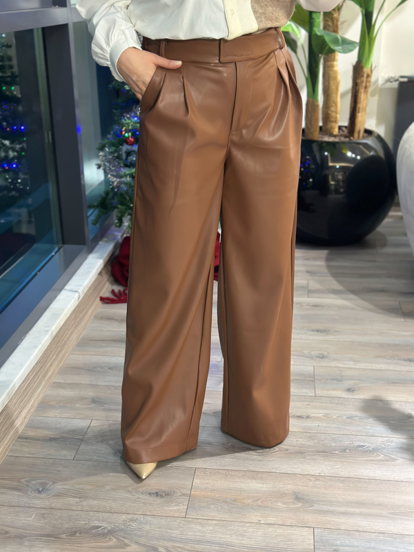 Yüksek Bel Önü Pensli Deri Geniş Paça Pantolon TABA-23MeALT00103