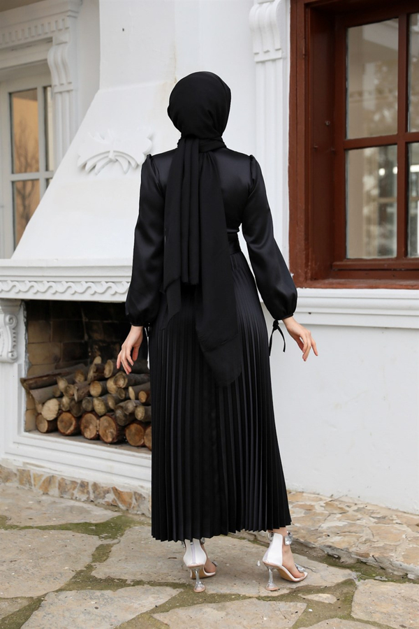 Almila Abiye - Siyah