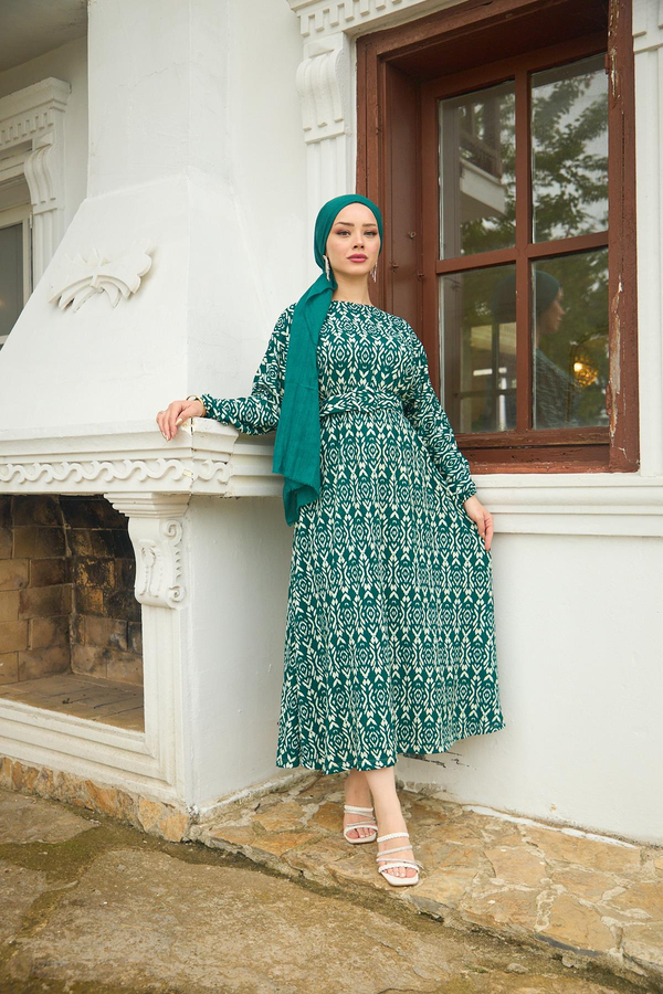 Desenli Kemerli Uzun Elbise - Zümrüt Yeşil