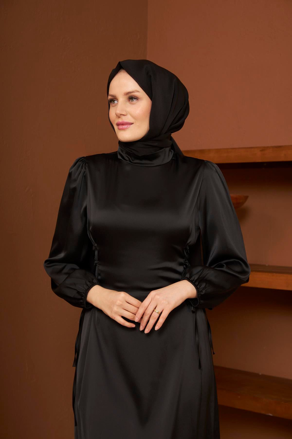 Işıl Abiye - Siyah