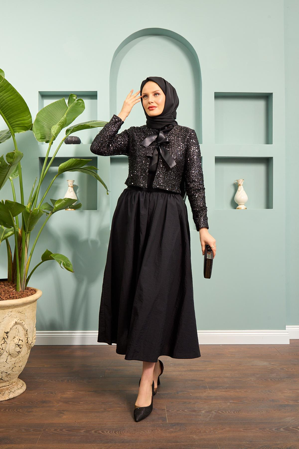 Nesrin Takım - Siyah