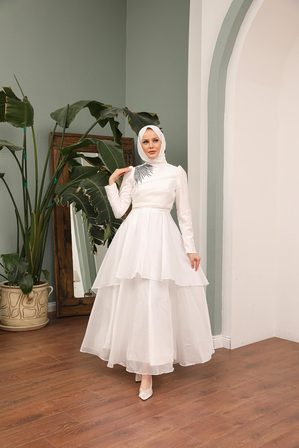 Nuran Abiye - Beyaz