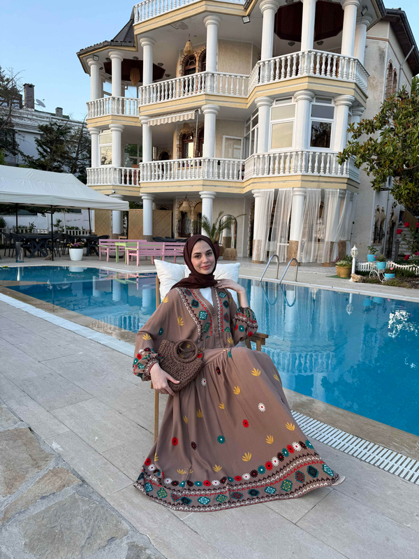 Rabia Elbise - Vizon