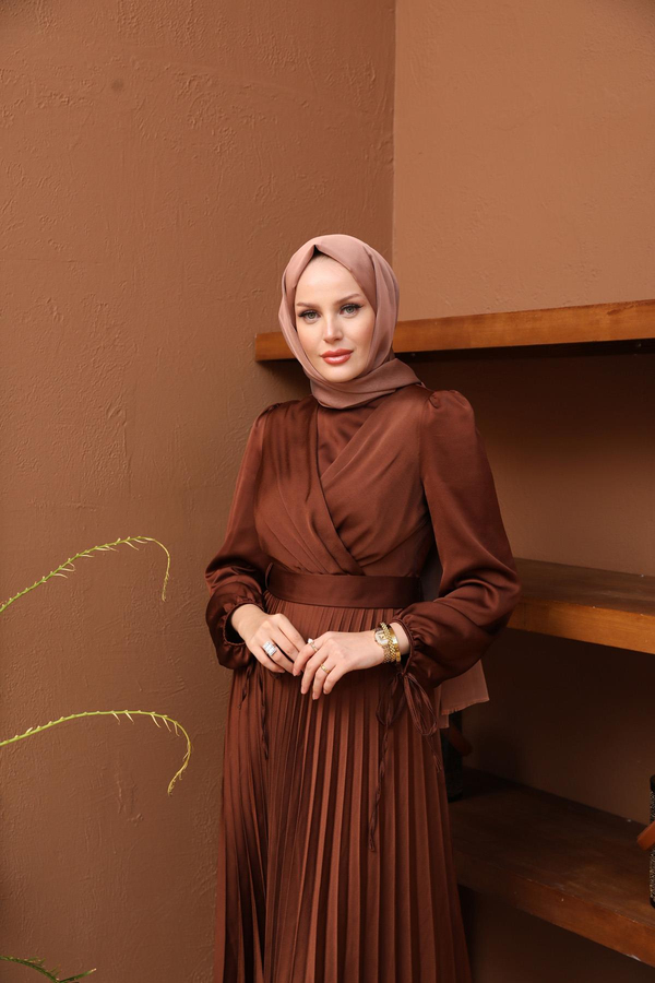 Zuhal Abiye - Kahverengi