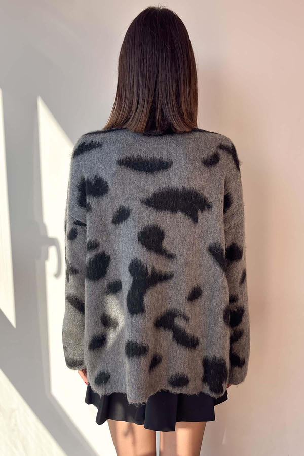 Antrasit Dik Yaka Oversize Leopar Desenli  Kazak