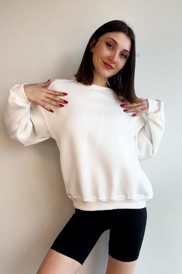 Beyaz Oversize Bisiklet Yaka İçi Şardonlu Üç İplik Sweatshirt