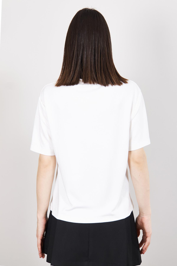 Beyaz Taş Kalp İşlemeli Modal Karışımlı T Shirt