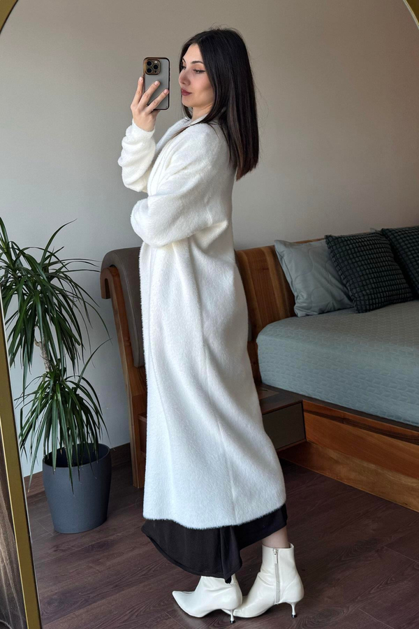 Ekru Maxi Boy Yumoş Hırka